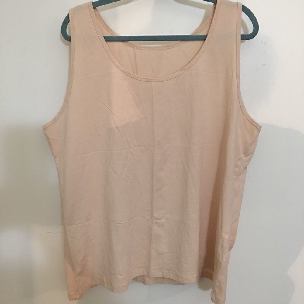 Peach Spandex sculpting Tank! Comfy soft feel‎